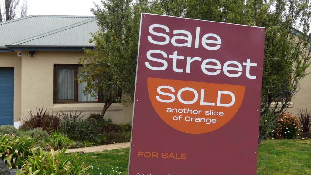 Research shows the regional property market is surging, outpacing the capital cities.
