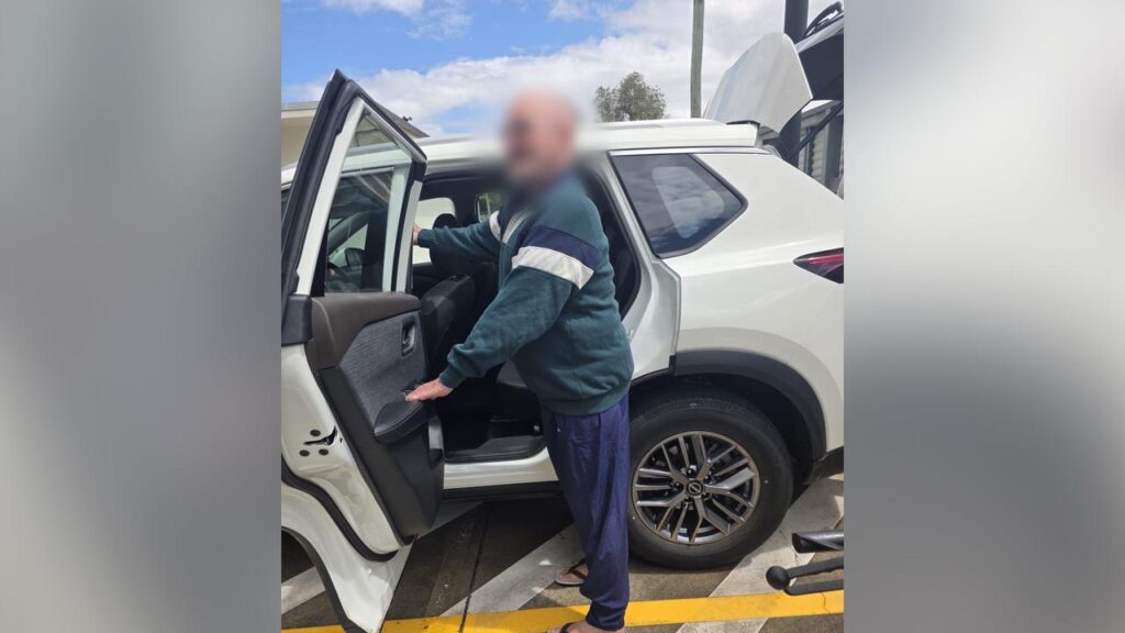 Alexander Robert MacDonald has been extradited to NSW for armed robbery and hostage-taking charges.
