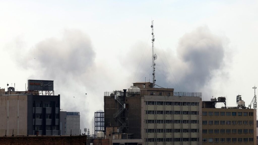 Huge explosions have been heard in several parts of the Iranian capital Tehran, residents say.
