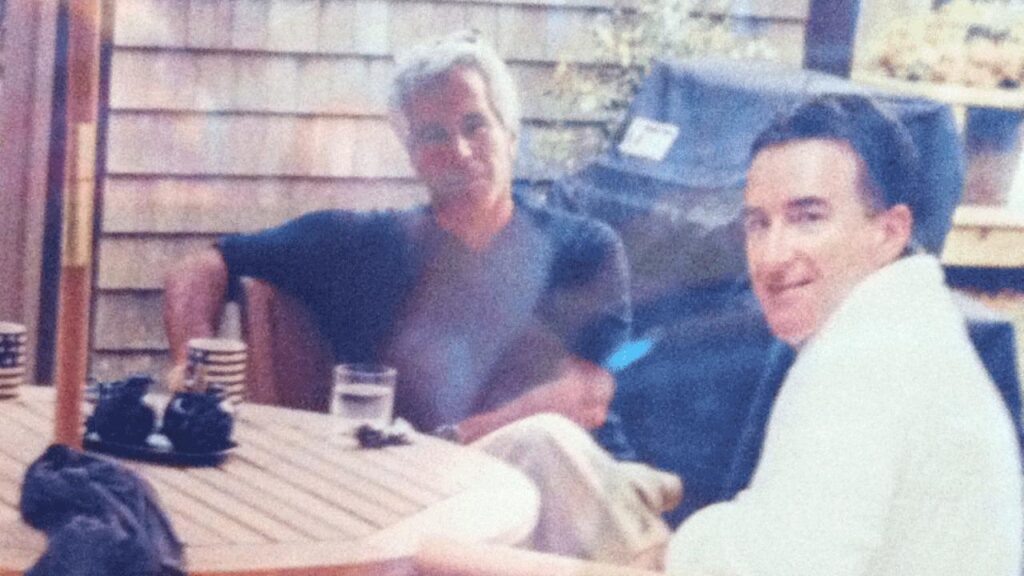 Emails appear to show Peter Mandelson sent Jeffrey Epstein confidential documents in 2009.
