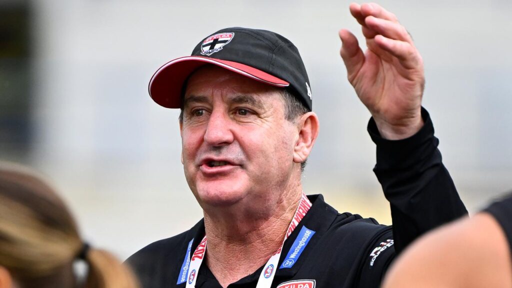 St Kilda coach Ross Lyon expects winless Brisbane to come out firing in Saturday’s match.
