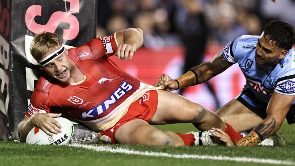 Dolphins rake Max Plath (l) returned early from an ACL tear and is ready to take on Cronulla.
