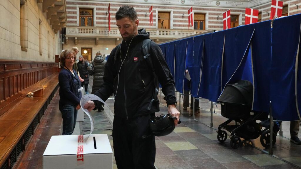 Danes are voting as they face cost-of-living pressures and a worrying international situation.
