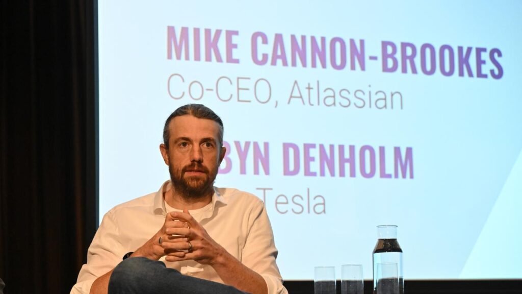 Atlassian CEO Mike Canon Brookes has apologised for cutting staff numbers by 1600 worldwide.
