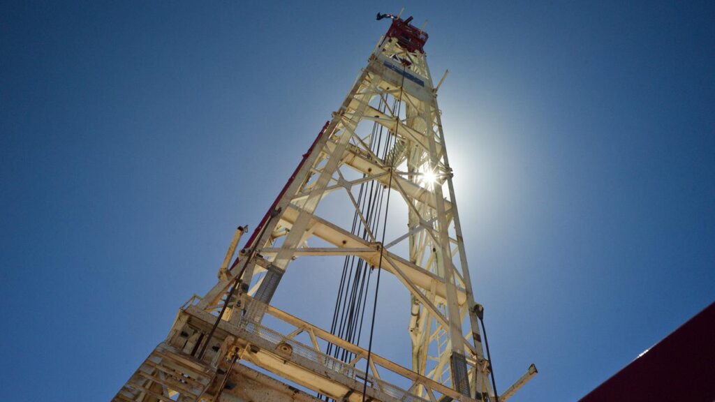 Queensland has called a productivity inquiry into the impact of federal environmental laws.
