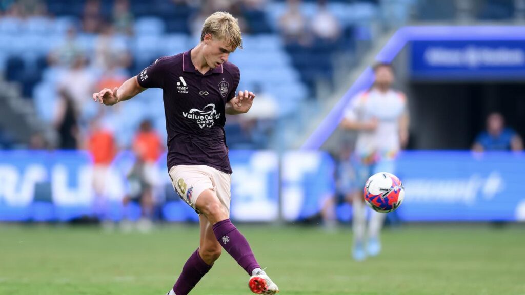 Sam Klein gave Brisbane the early lead, but the Mariners struck late to earn a draw. 
