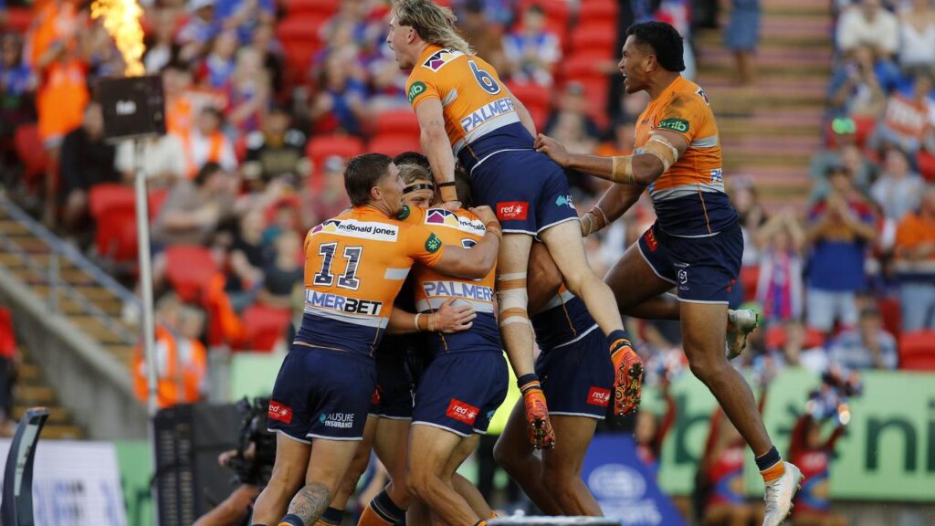 High flying Newcastle have soared over Canberra by 20 points at McDonald Jones Stadium.
