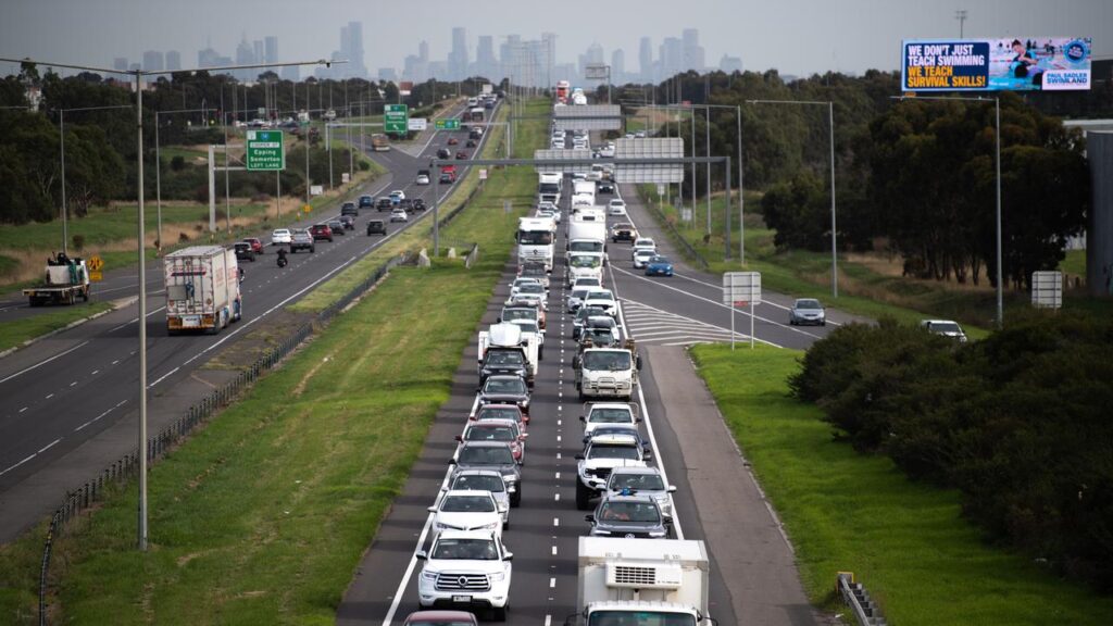 Travellers are still hitting the road for the Easter long weekend despite hefty fuel prices. 
