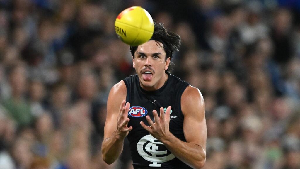 Elijah Hollands will be given support by his Carlton team after his struggles against Collingwood.
