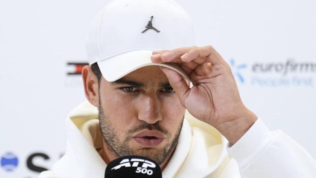 Carlos Alcaraz has pulled out of his defence of the French Open title next month.
