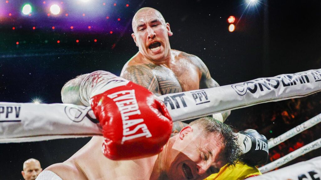 Jarrod Wallace felt the full force of Nelson Asofa-Solomona’s power in Wollongong.  
