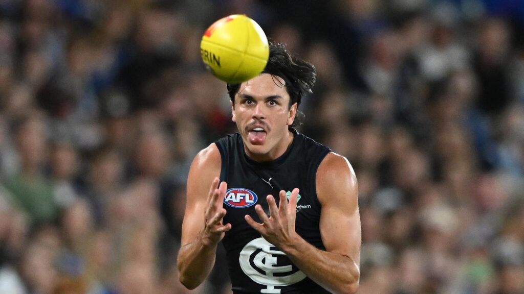 Carlton continue to review the circumstances surrounding Elijah Hollands’ worrying MCG game.

