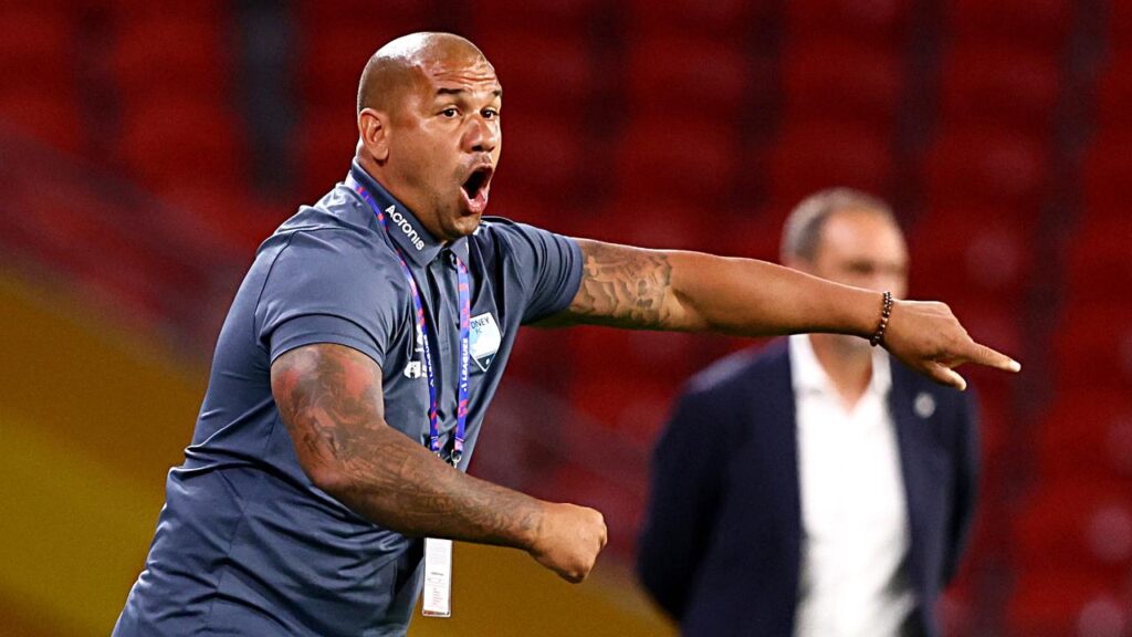 Animated Sydney FC interim boss Patrick Kisnorbo came away with a draw in his first match.
