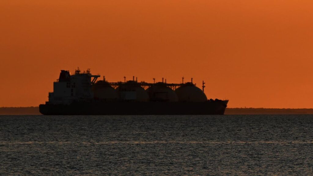 Australians are not receiving a fair share from the nation’s gas resources, an inquiry has heard.
