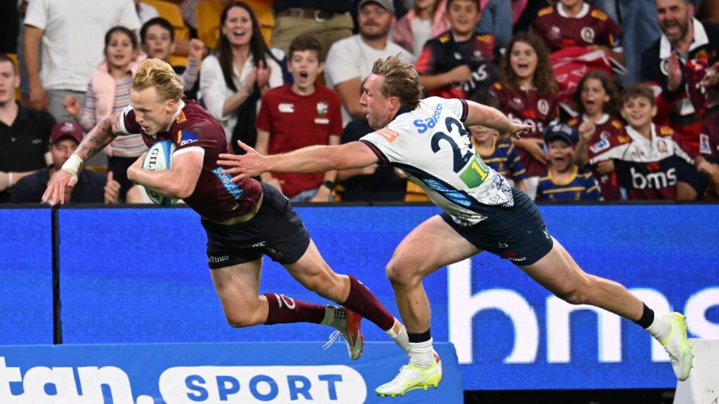 Carter Gordon (left) is expected to return from injury sooner rather than later for the Reds.
