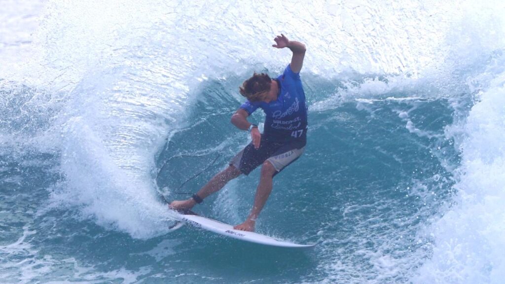 Local Liam O’Brien has set up an all-Aussie semi-final at Snapper Rocks.
