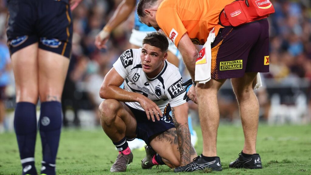 Things are looking up for the Broncos, with Reece Walsh set to return against the Roosters.
