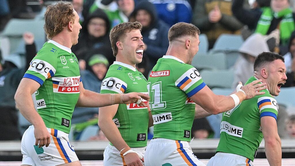 The Raiders have broken a two-game losing streak with a win over the in-form Cowboys in Canberra.
