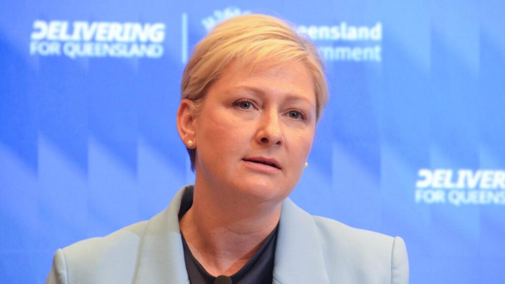 Queensland Minister Amanda Camm is romantically involved with fellow LNP frontbencher Tim Mander.

