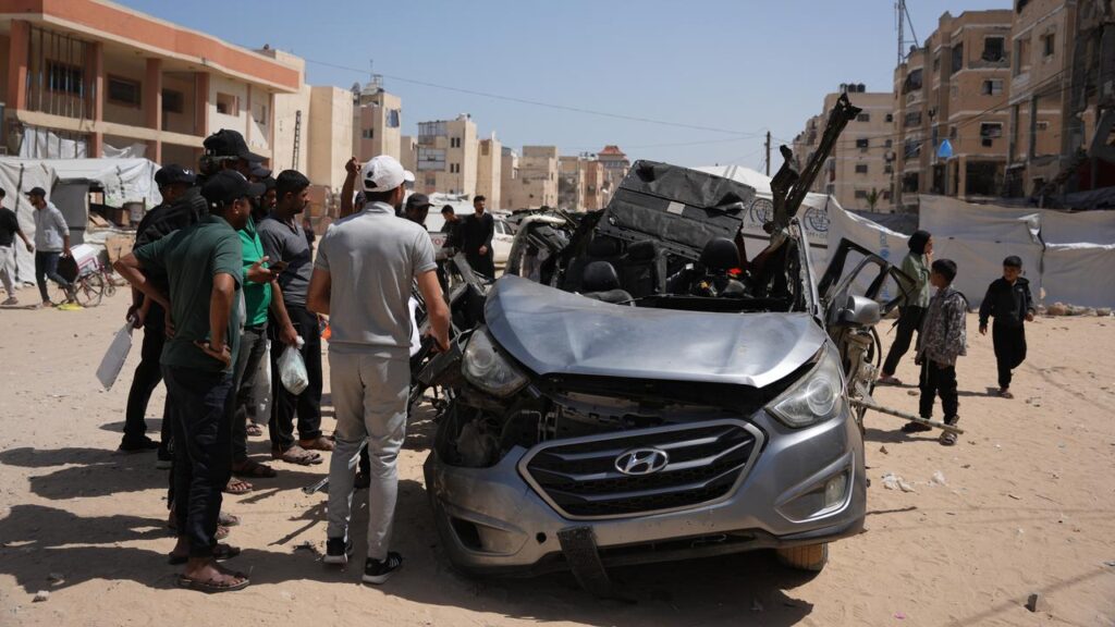 An Israeli strike has killed two police officers while they were in their car in Khan Younis.
