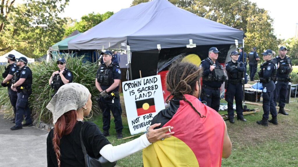 Protesters are vowing to continue their fight to stop a Games venue being built in a Brisbane park.

