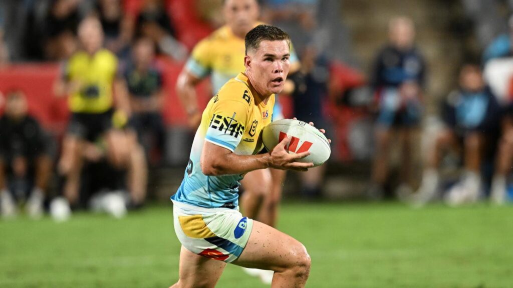Zane Harrison will make his NRL debut for Gold Coast Titans against the Sydney Roosters.
