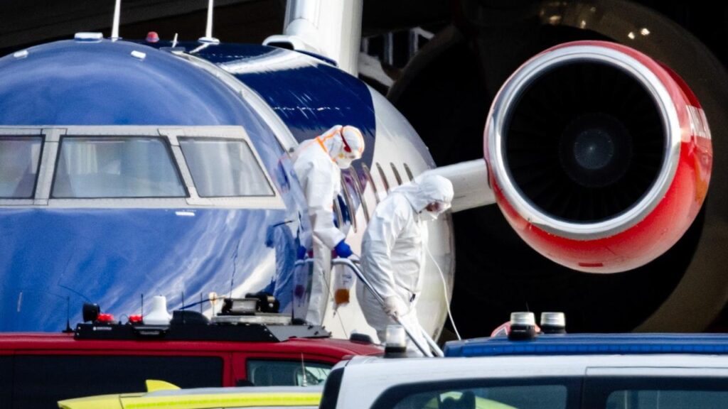 Two people airlifted from the MV Hondius have been admitted to a ‌hospital in the Netherlands.
