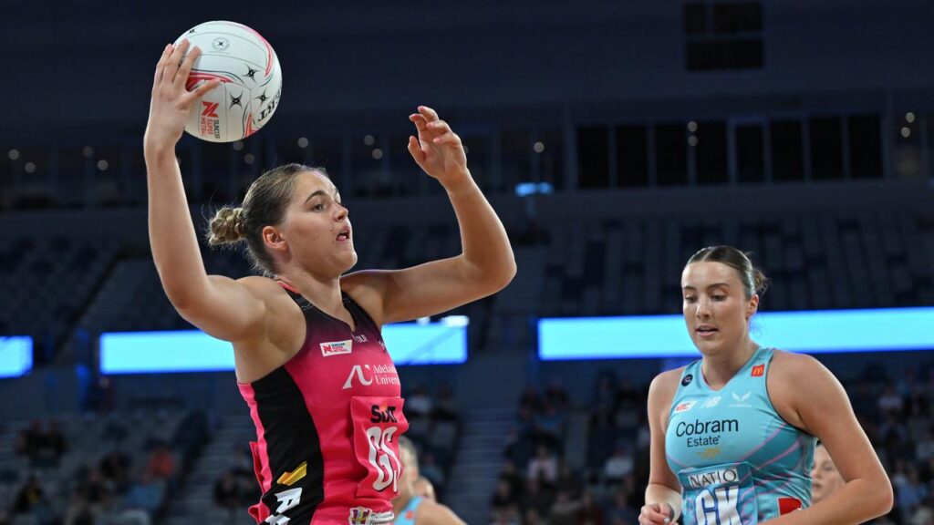Adelaide narrowly beaten the Mavericks, with Elmere van der Berg in lethal shooting form.
