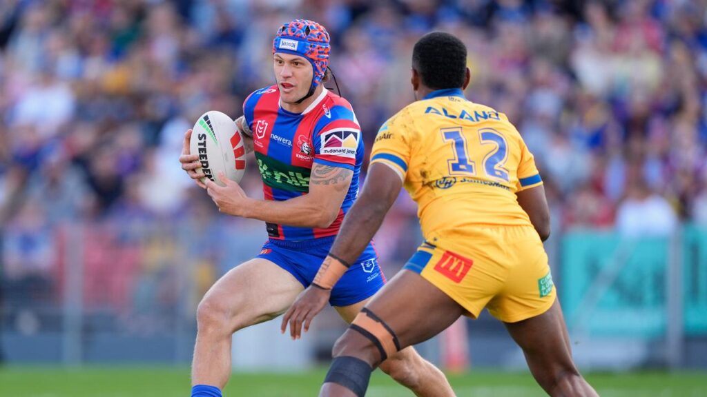 Kalyn Ponga shrugged off his Origin disappointment to help the Knights hold on against the Eels. 
