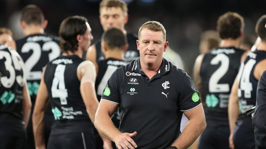 Michael Voss is walking away from Carlton after an eight-game losing streak.
