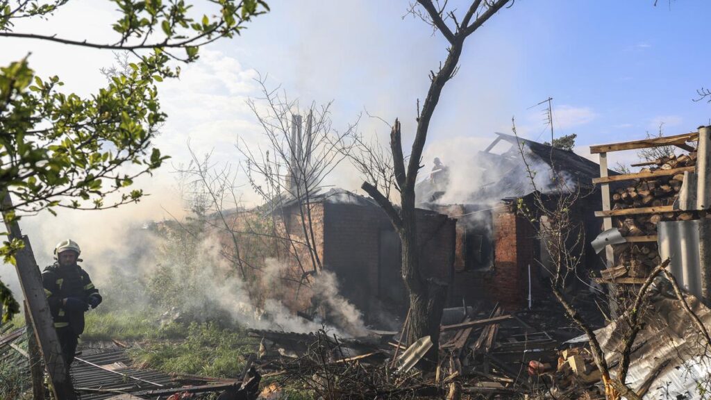 Both sides are accusing each other of breaking a ceasefire as the war in Ukraine continues.
