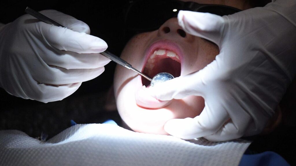 Patients of a former Sydney dentist are being urged to test for hepatitis B and C and HIV.
