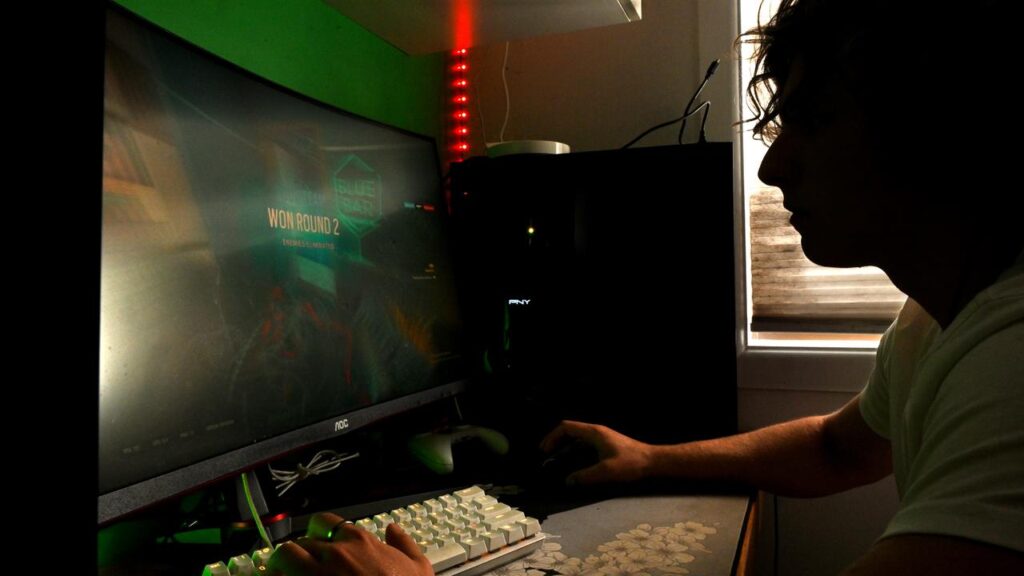 Australia’s spies will seek out extremist and violent content online in a terror crackdown.
