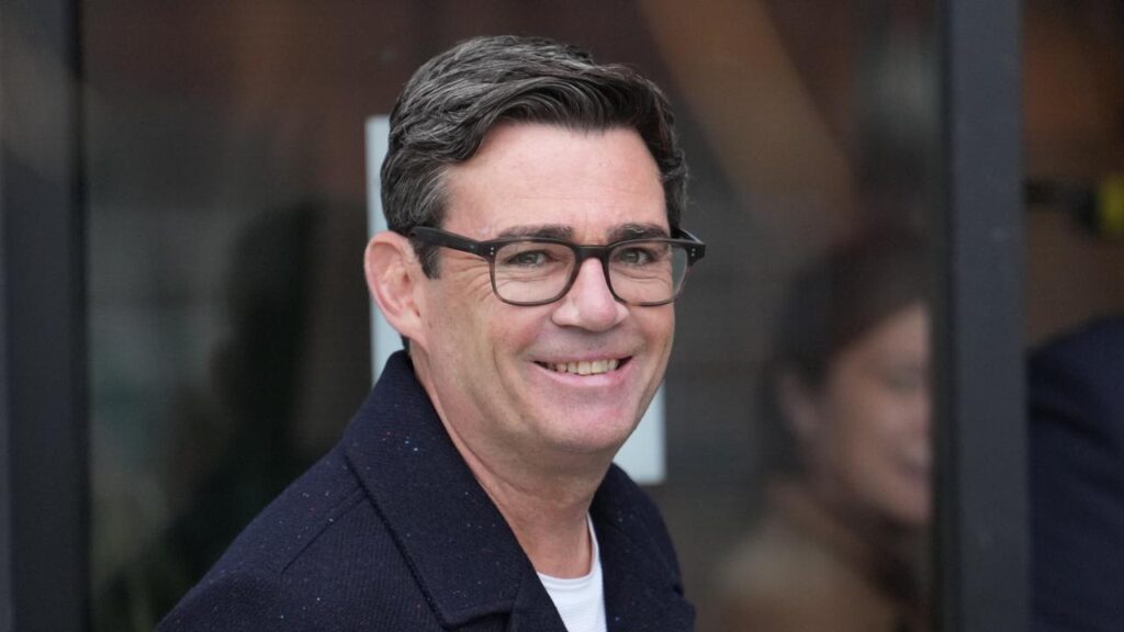 Andy Burnham he wants to stand in a ‌by-election to get a chance to challenge ‌the prime minister.
