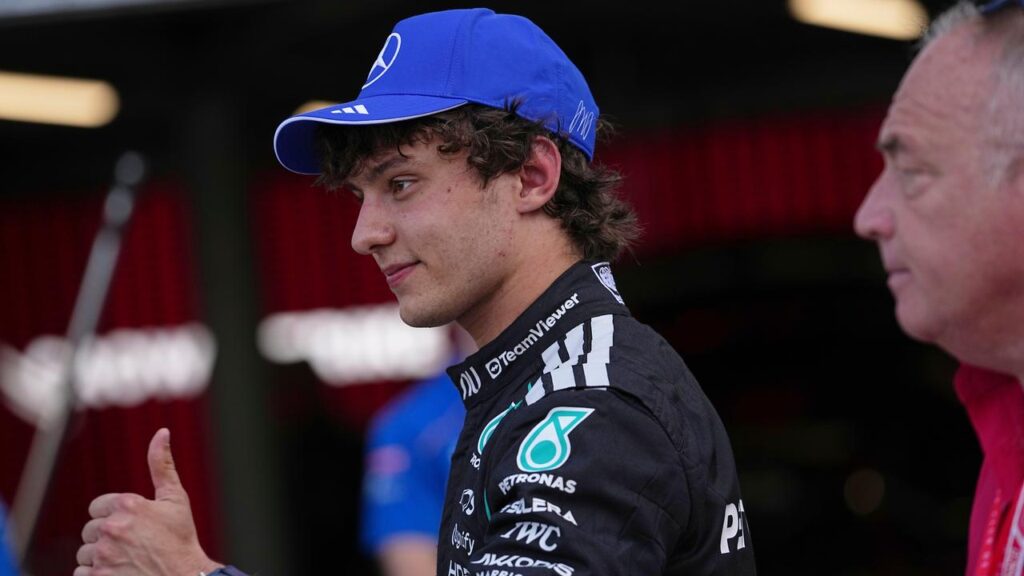 Mercedes wonder boy Kimi Antonelli enjoys another pole, this time at the most famous F1 race of all.
