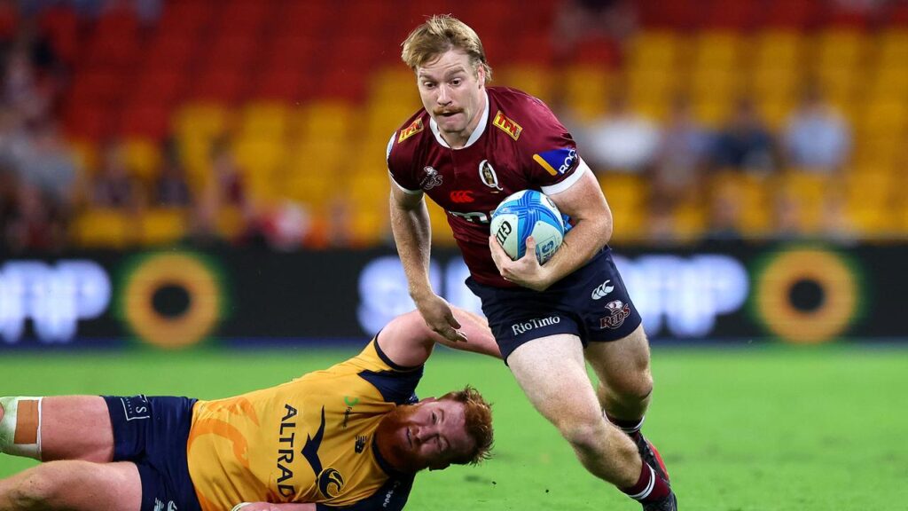 Harry McLaughlin-Phillips is moving to the Western Force to link up with coach Simon Cron.
