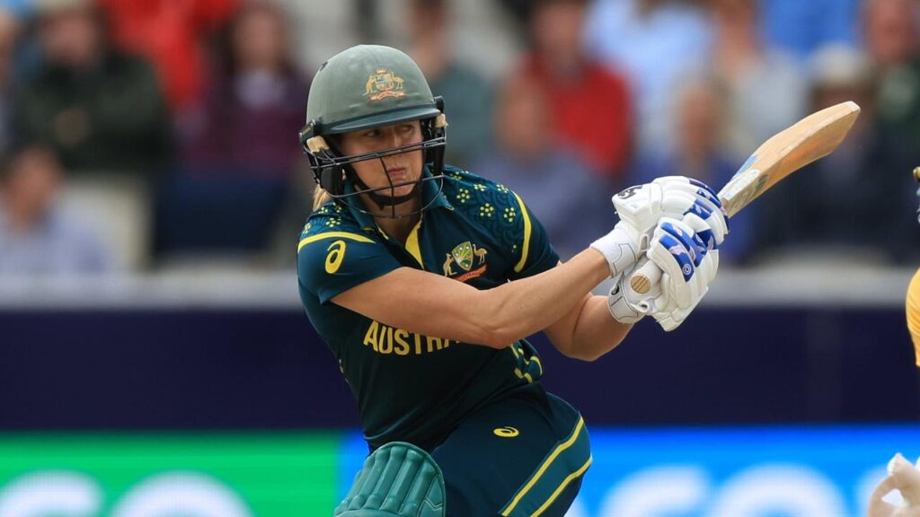 Ellyse Perry made a swashbuckling 71 as Australia defeated Pakistan in the Women’s T20 World Cup.
