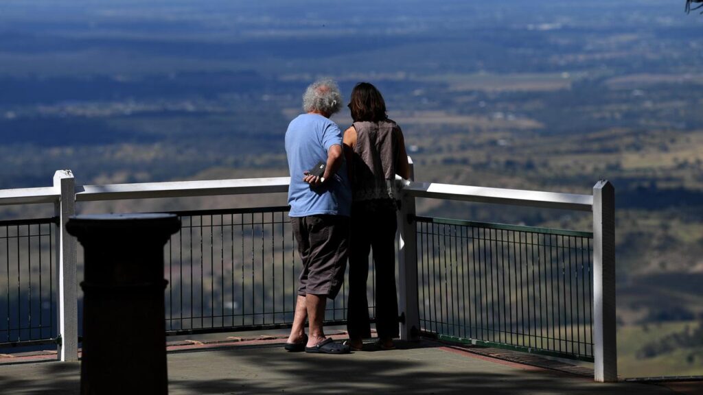 An index which tracks population movement from cities has hit a record high as some regions boom.
