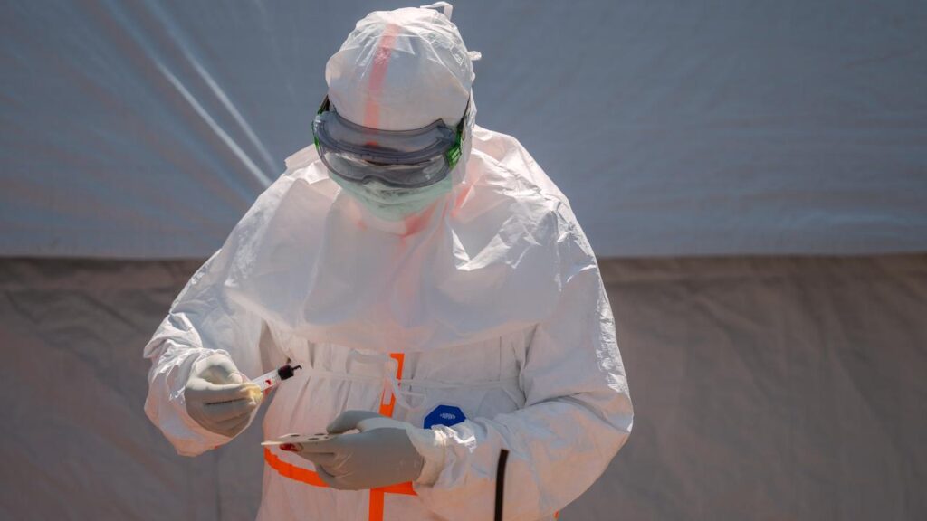 There are still confirmed Ebola cases in the Congo that have not been isolated.
