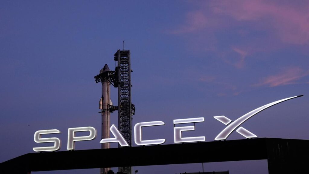 SpaceX’s IPO has raised a record $US75 billion ($A106 billion) on the sale of 555.56 million shares.
