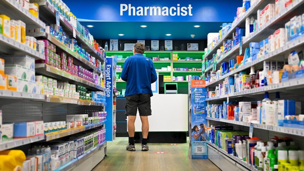 The Pharmacy Guild of Australia is pushing to expand pharmacists’ powers to prescribe medications.
