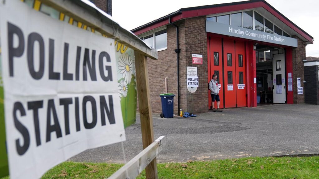 The by-election in Makerfield could be pivotal in deciding the direction of politics in Britain.
