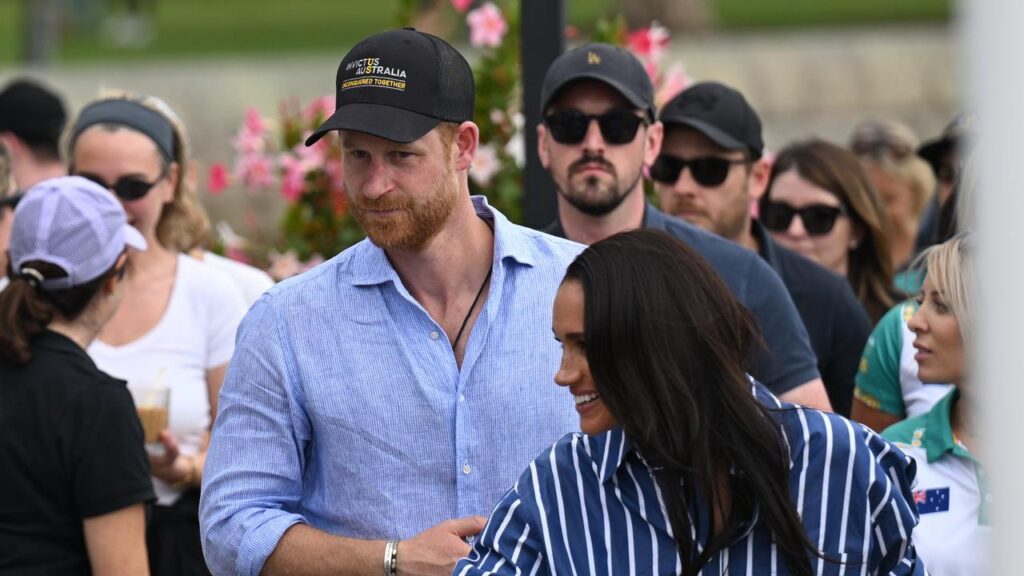 Harry had been planning to ‌bring his two children for their first visit to the UK in four years.
