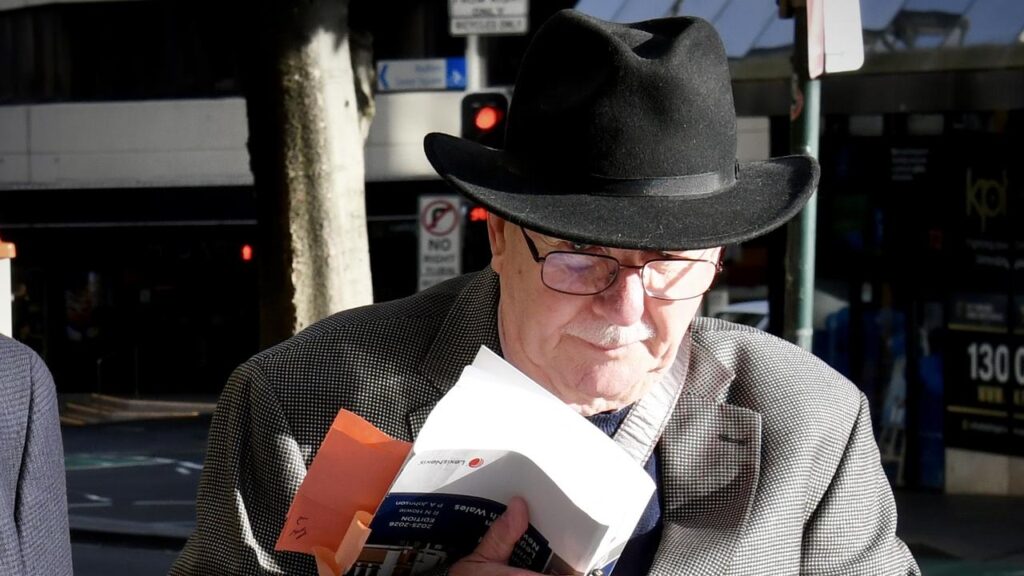Guy Norman Hartcher offered Apple gift cards to underage girls in exchange for images.

