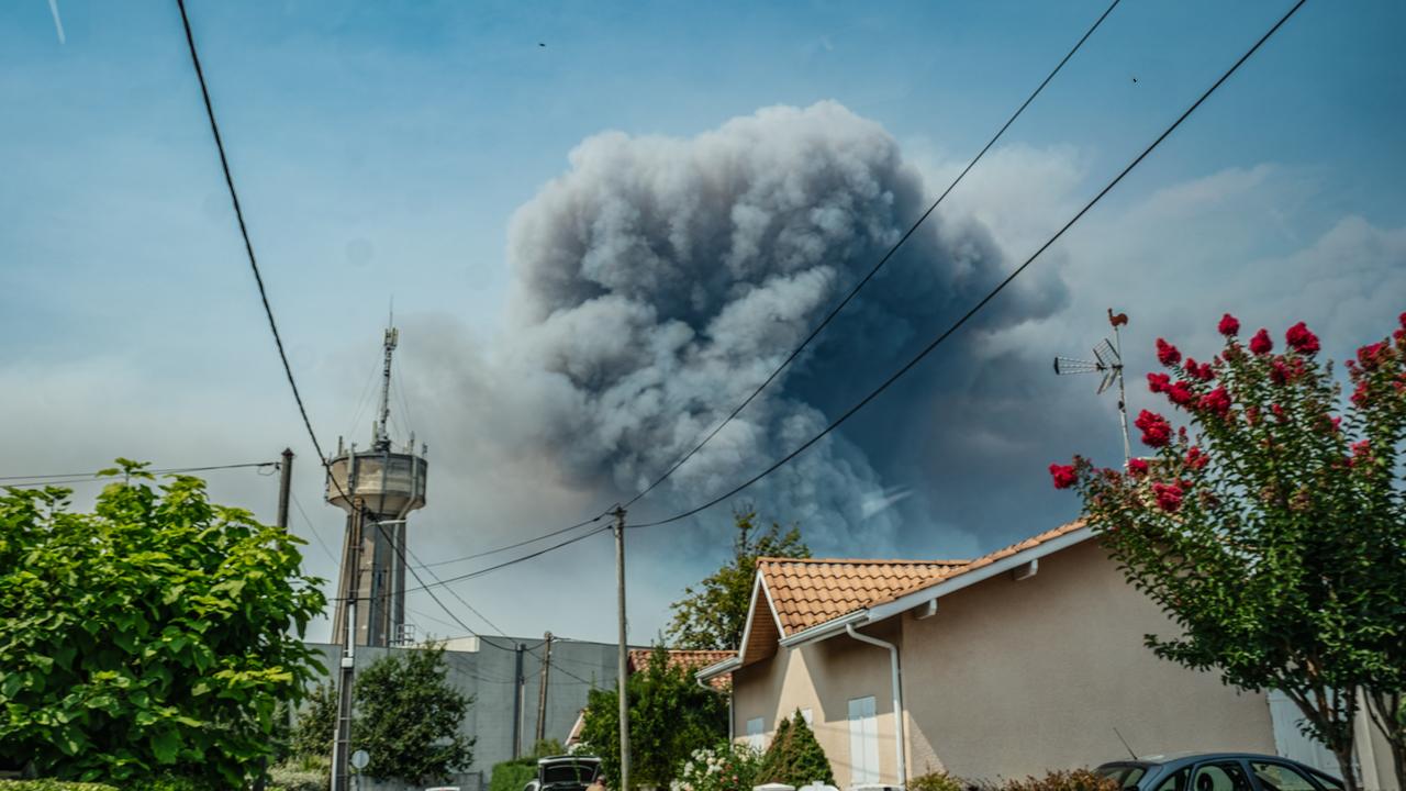 Wildfires on Cap Ferret peninsula