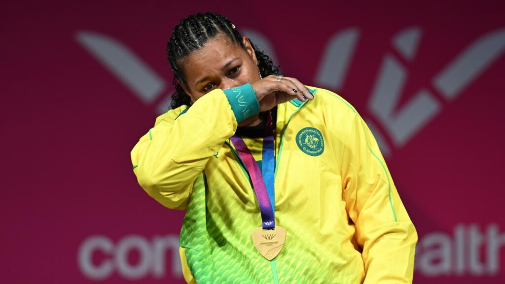 It was an emotional medal ceremony for Eileen Cikamatana, who won another Commonwealth Games gold.
