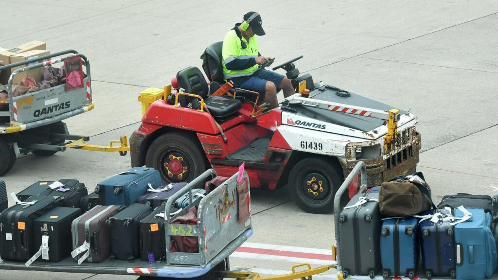 Baggage handlers who Qantas illegally sacked will have to wait even longer to receive compensation.
