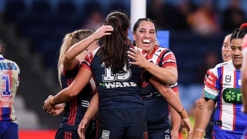 The Sydney Roosters have held on for a thrilling win over the fast-finishing Newcastle.
