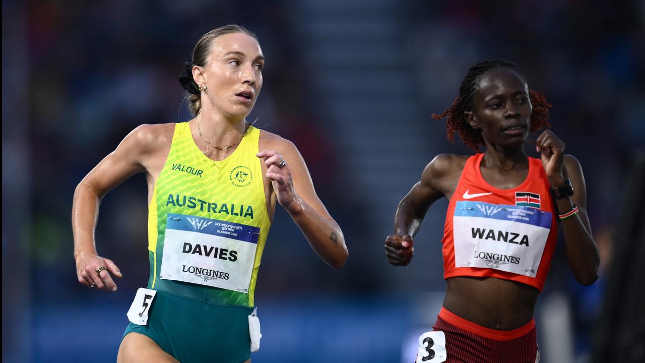Rose Davies, Diana Wanza
