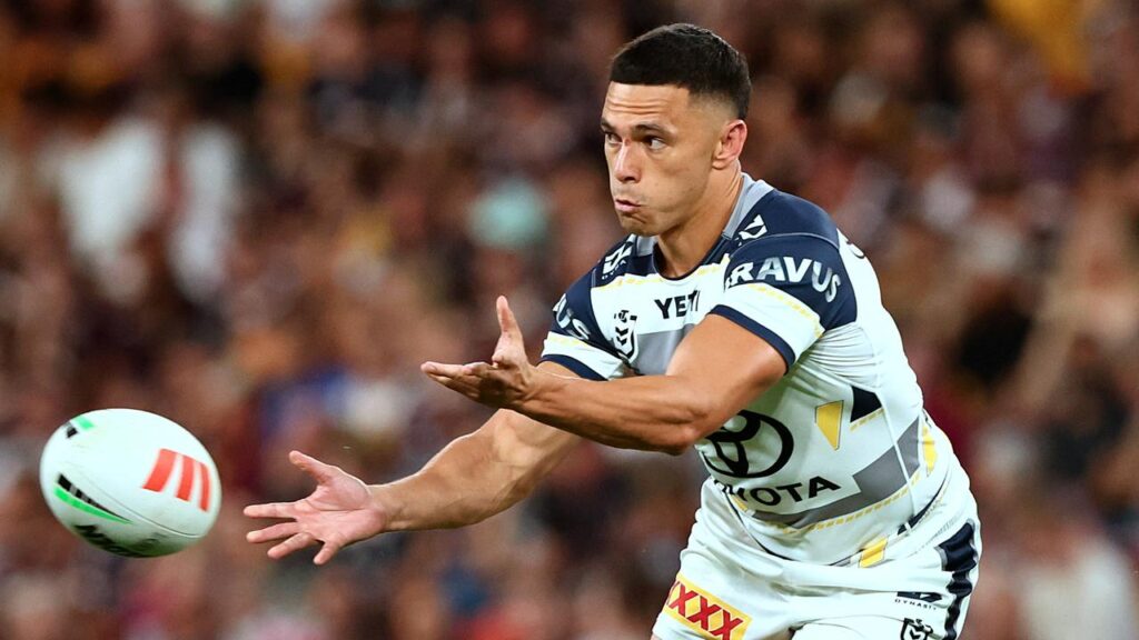 Soni Luke gets a rare start at hooker for North Queensland against Sydney Roosters.
